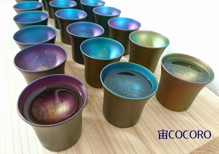 Clever Design Turns Ordinary Cups Into Liquid Galaxies When Something Is Poured Into Them Clever Design Turns Ordinary Cups Into Liquid Galaxies When Something Is Poured Into Them