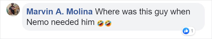 This Man Creates A Flotation Device To Save His Beloved Goldfish From Dying This Man Creates A Flotation Device To Save His Beloved Goldfish From Dying