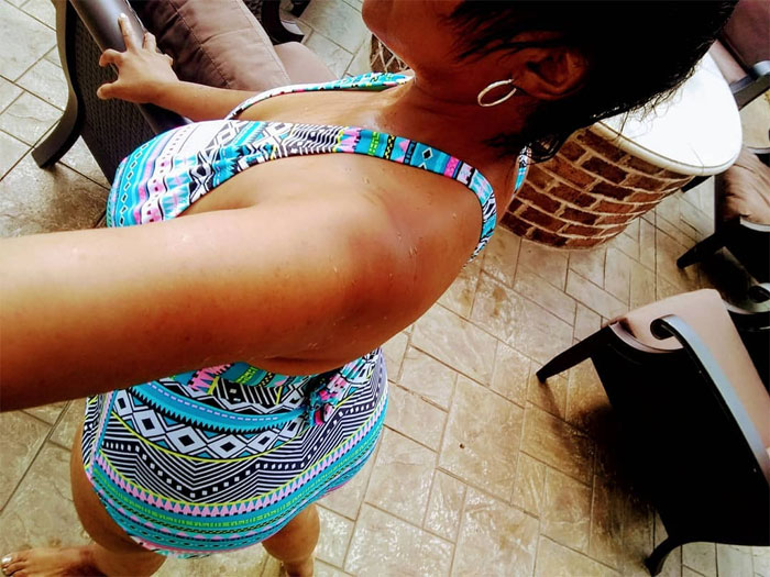 Mindy Kaling Posts Body-Positive Bikini Pics, Other Women Reply By Sharing Theirs