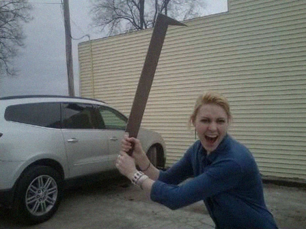 Woman Buys An Uruk-Hai Sword, Shows The World How Helpful It is In Daily Life (17 Pics) Woman Buys An Uruk-Hai Sword, Shows The World How Helpful It is In Daily Life (17 Pics)