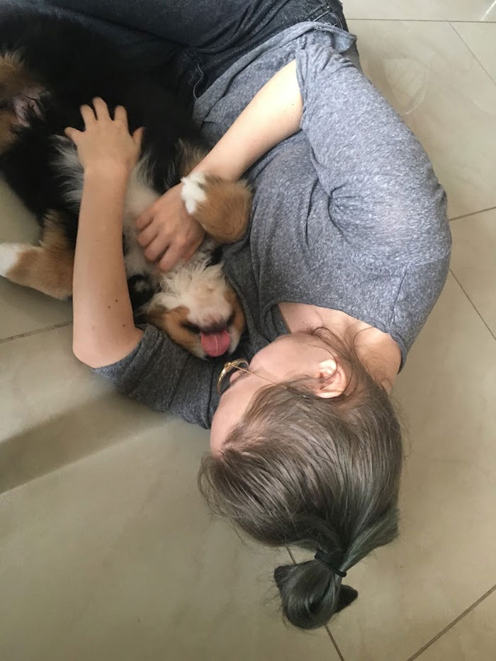 Survey Finds Humans Kiss Their Dogs More Than Their Partners Survey Finds Humans Kiss Their Dogs More Than Their Partners