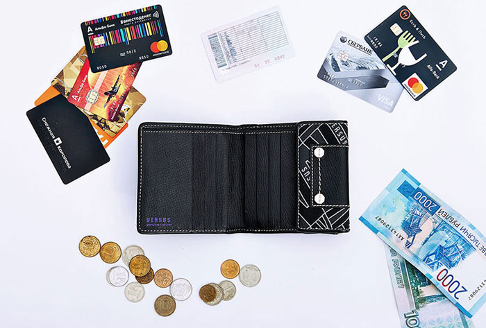 The Comparison Of 16 Wallets From Different People Around The World