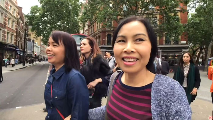 Tourist Gets Pickpocketed In London, Realises She Filmed The Female Gang Doing It Tourist Gets Pickpocketed In London, Realises She Filmed The Female Gang Doing It