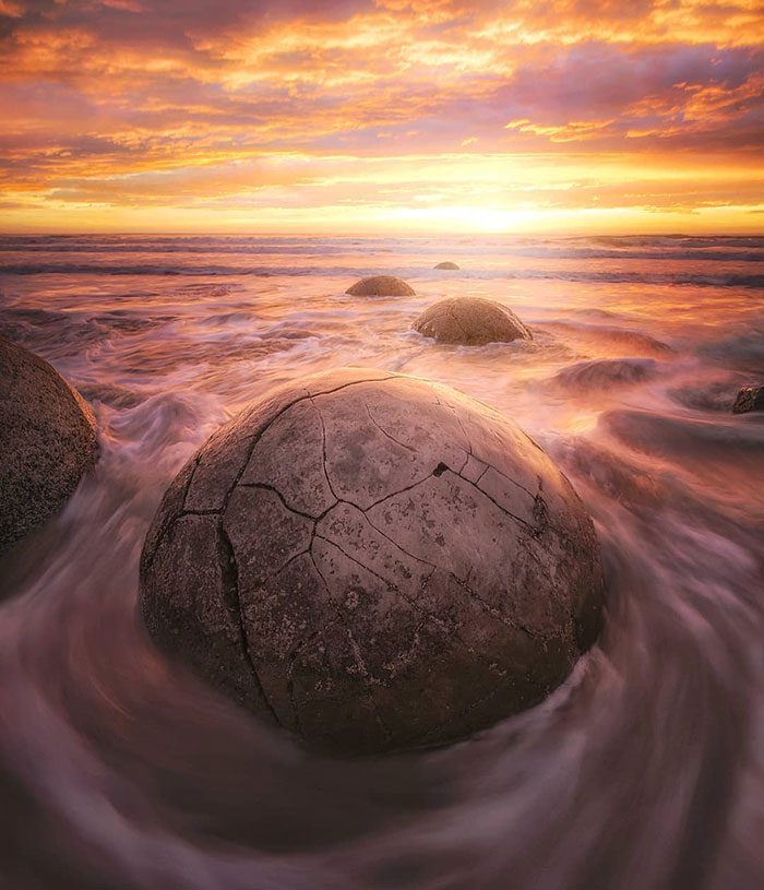 Moeraki Boulders