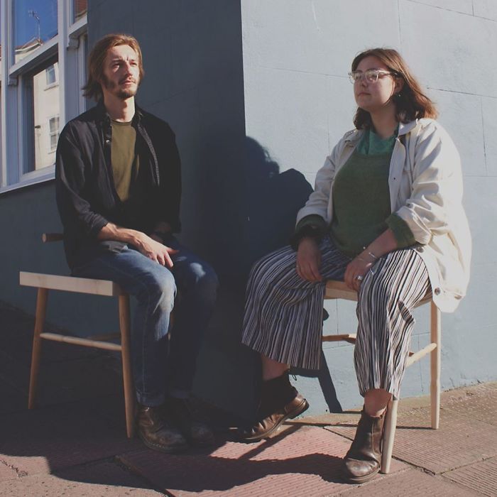 Feminist Designs A Chair That Prevents Manspreading, Wins A Design Award Feminist Designs A Chair That Prevents Manspreading, Wins A Design Award