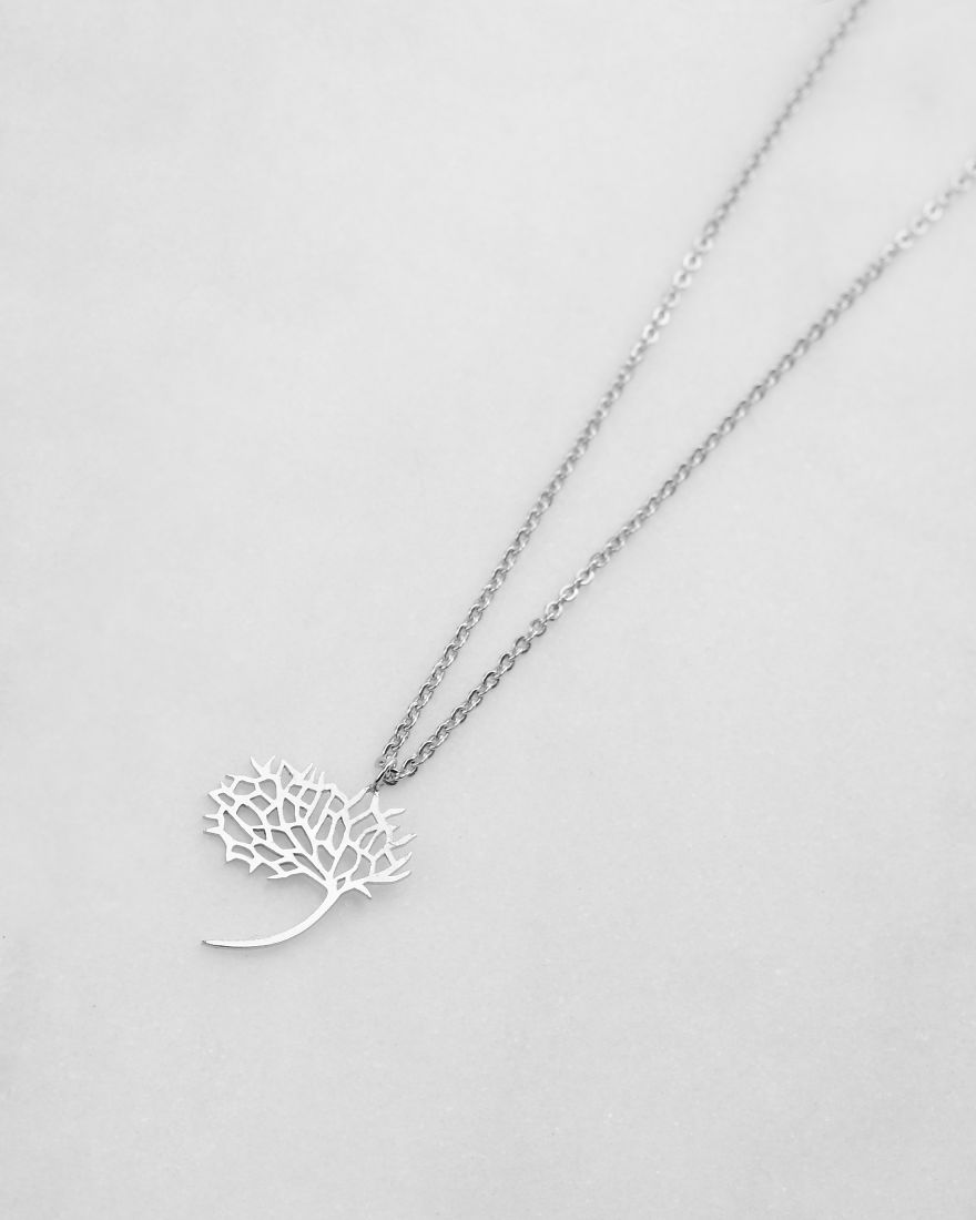 I Create Intricate Silver Pendants Based On My Papercuts (19 Pics) I Create Intricate Silver Pendants Based On My Papercuts (19 Pics)