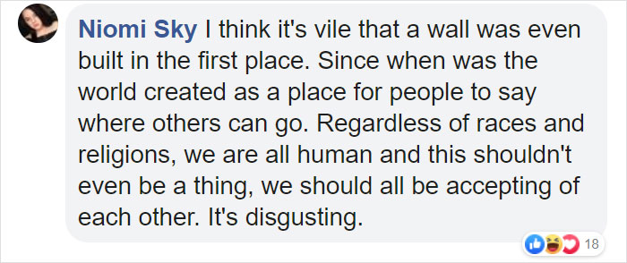 Children From The US And Mexico Play Together On These Seesaws Built On The Border Wall In Defiance Of Trump Children From The US And Mexico Play Together On These Seesaws Built On The Border Wall In Defiance Of Trump