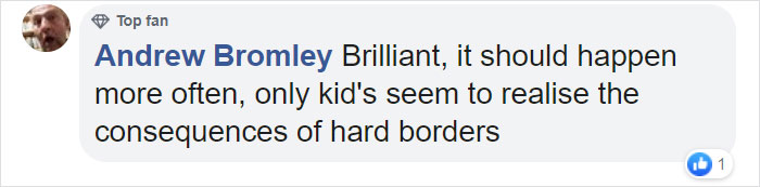Children From The US And Mexico Play Together On These Seesaws Built On The Border Wall In Defiance Of Trump Children From The US And Mexico Play Together On These Seesaws Built On The Border Wall In Defiance Of Trump