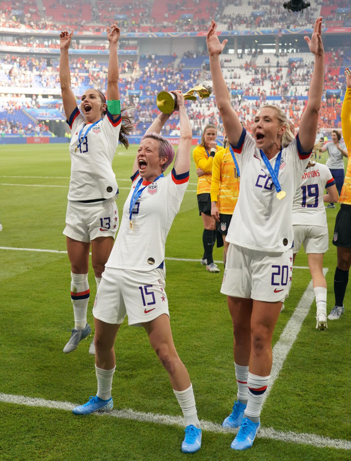 Women Demand Equal Pay For U.S. Female Soccer Team, Men Try To List The Reasons Why They Shouldn’t In Response Women Demand Equal Pay For U.S. Female Soccer Team, Men Try To List The Reasons Why They Shouldn’t In Response