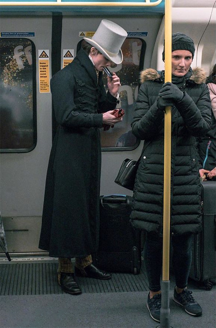 This Man Said Goodbye To His Last Piece Of Modern Clothing At The Age Of 14 And Has Worn Historical Clothing Ever Since This Man Said Goodbye To His Last Piece Of Modern Clothing At The Age Of 14 And Has Worn Historical Clothing Ever Since