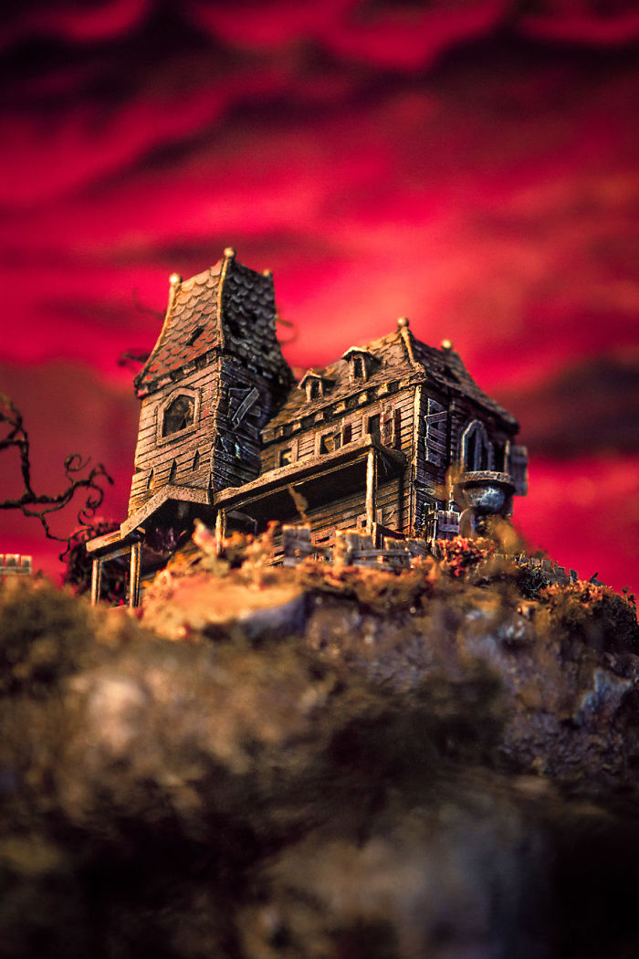 My 45 Pics Of A Miniature City From 'Salem's Lot' I Built As A Tribute To Stephen King My 45 Pics Of A Miniature City From 'Salem's Lot' I Built As A Tribute To Stephen King