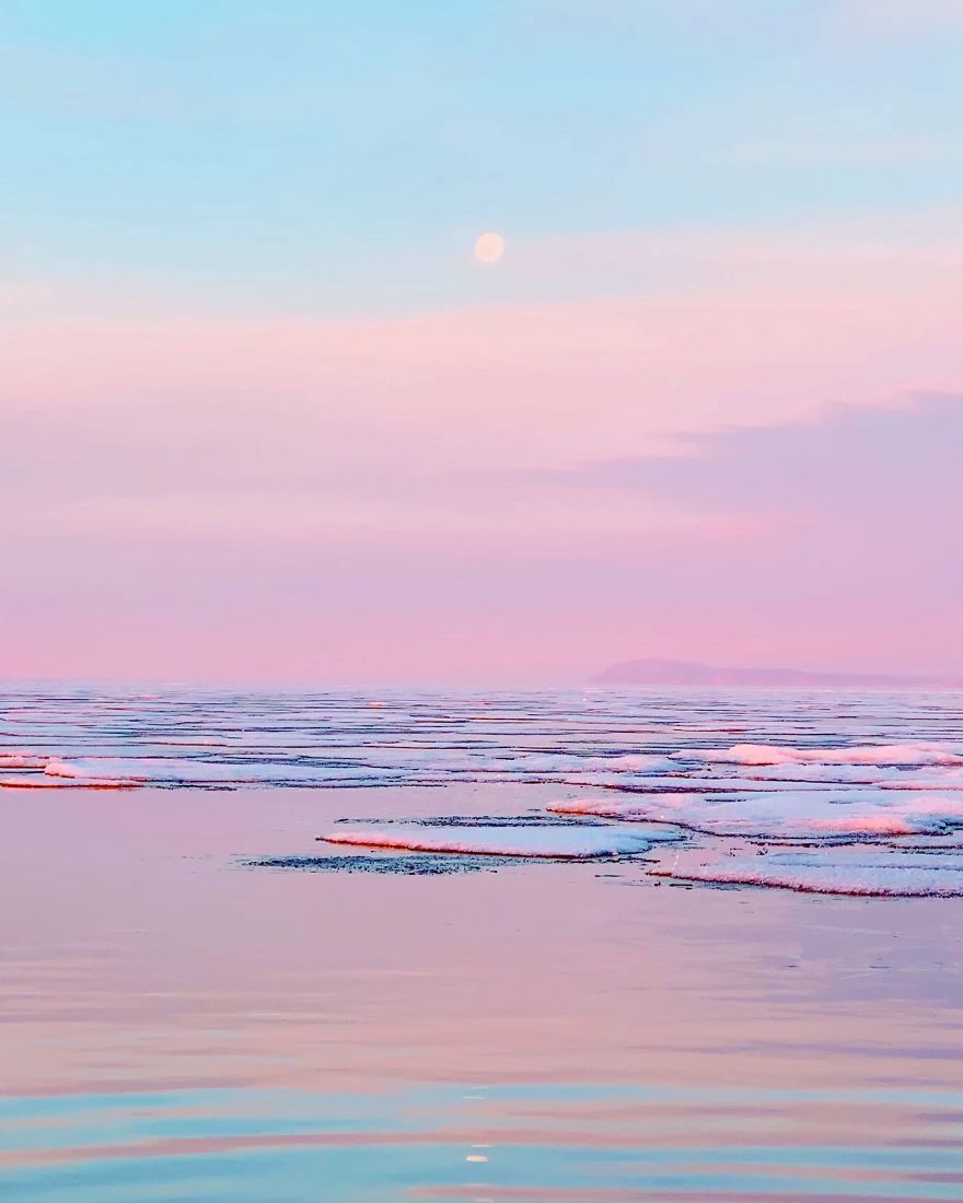 I Traveled By Ship On Lake Baikal In The Spring, And It Was Amazing