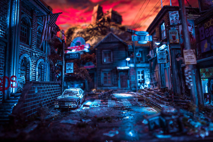 My 45 Pics Of A Miniature City From 'Salem's Lot' I Built As A Tribute To Stephen King My 45 Pics Of A Miniature City From 'Salem's Lot' I Built As A Tribute To Stephen King