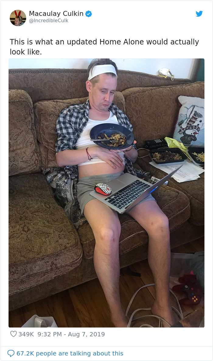 Macaulay Culkin Posts Hilarious Pic After Disney Announces They're Rebooting Home Alone (23 Reactions)