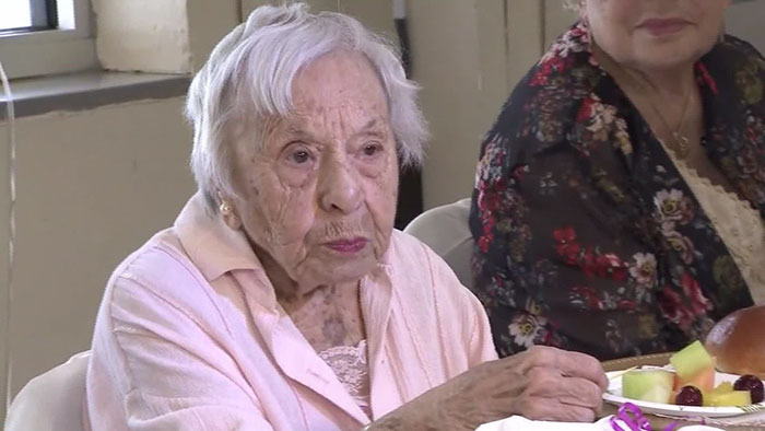 Woman Celebrates Her 107th Birthday, Says The Secret Reason Why She Lived So Long Is Never Getting Married