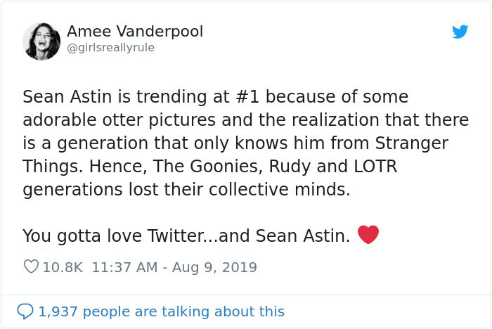 People Start Celebrating Sean Astin's Career After Pics Of Him Holding An Otter Go Viral