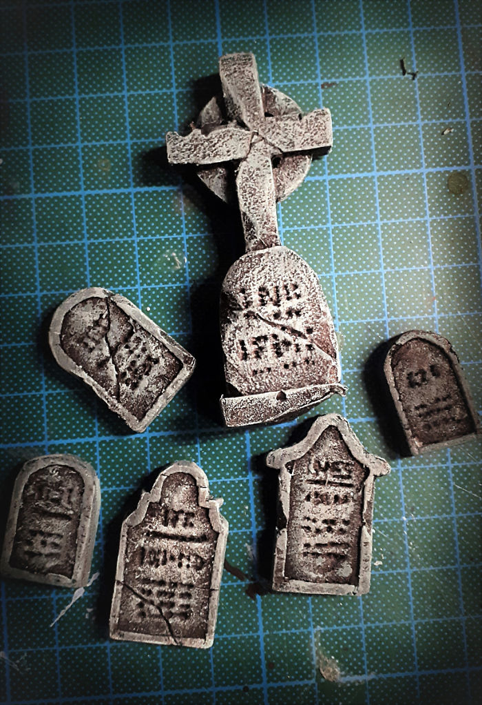 My 45 Pics Of A Miniature City From 'Salem's Lot' I Built As A Tribute To Stephen King