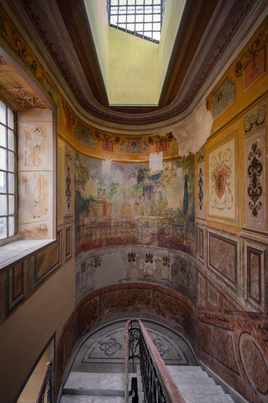 The Patch Up - The Landing Of A Residential Block Is Now Receiving Some Much-Needed Love