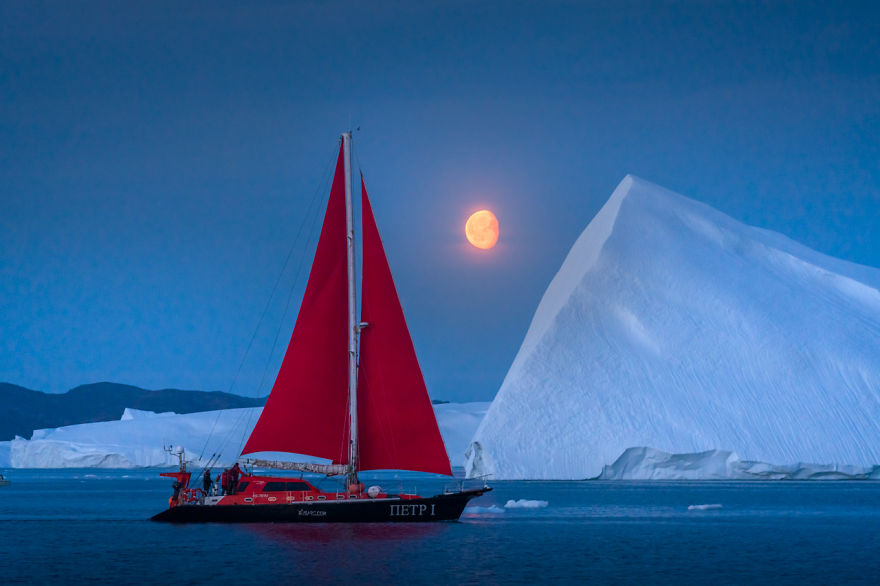 The ‘Disappearing’ Beauty Of Greenland