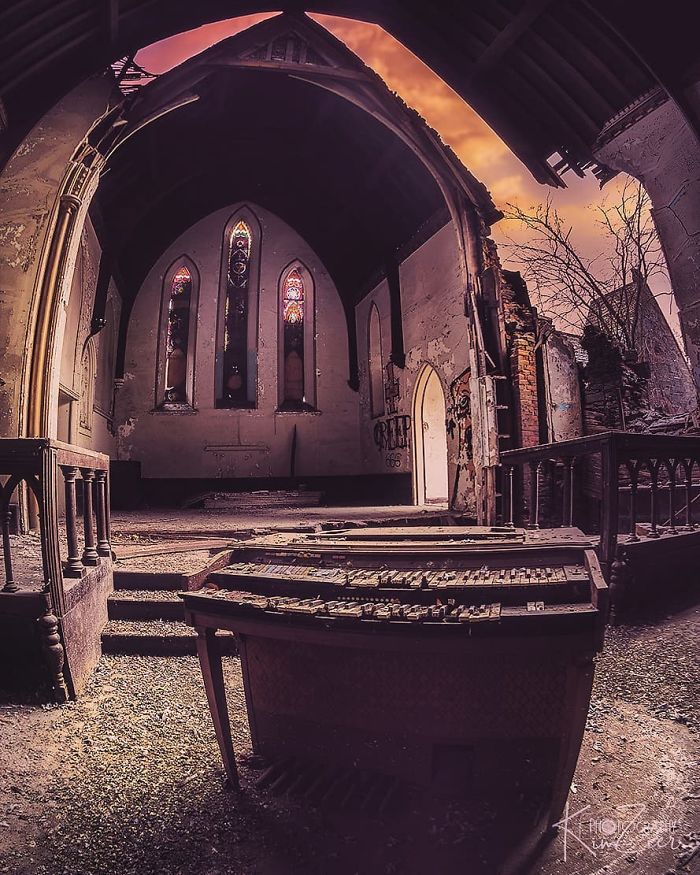 The Talent Of Photographing The Haunting Beauty Of Abandoned Places