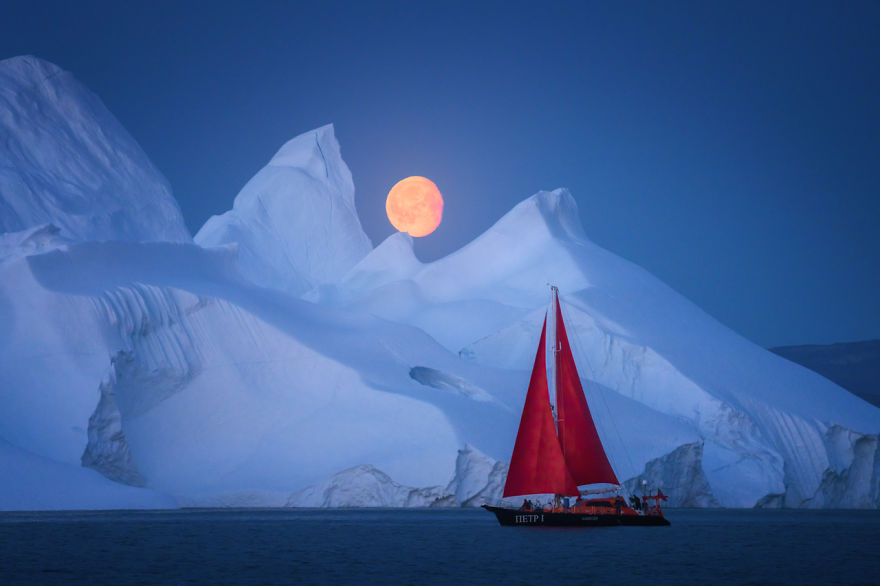The ‘Disappearing’ Beauty Of Greenland