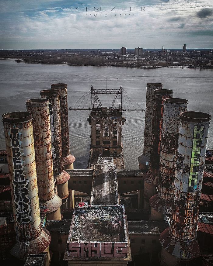 The Talent Of Photographing The Haunting Beauty Of Abandoned Places