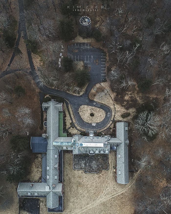 The Talent Of Photographing The Haunting Beauty Of Abandoned Places