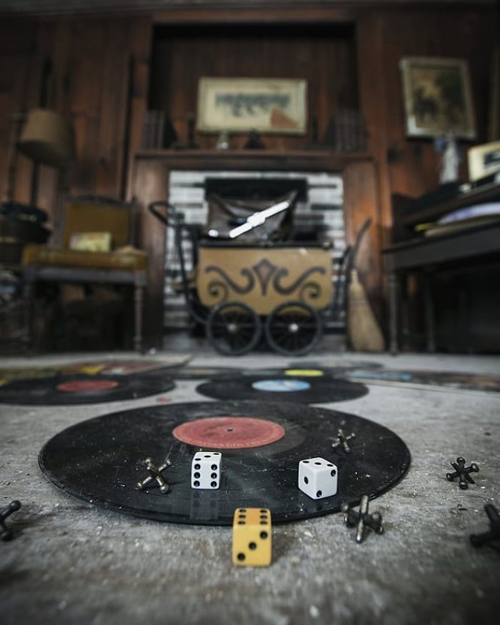 The Talent Of Photographing The Haunting Beauty Of Abandoned Places