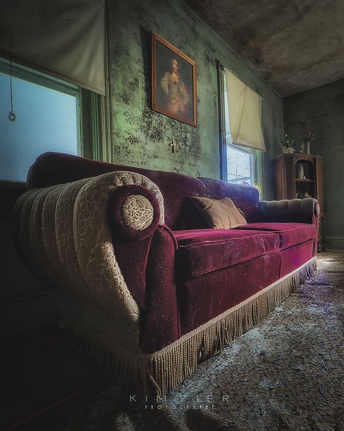 The Talent Of Photographing The Haunting Beauty Of Abandoned Places