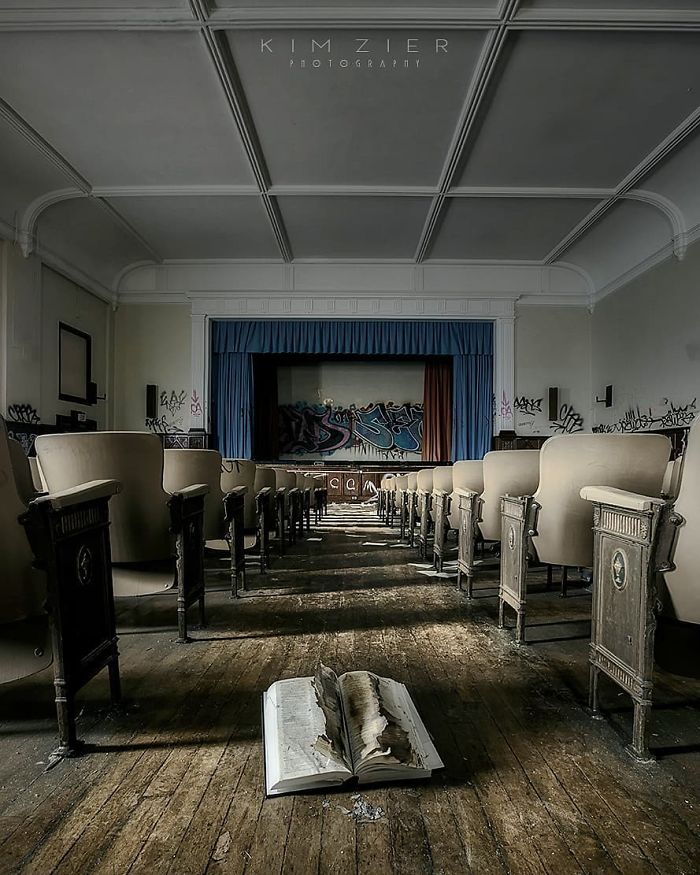 The Talent Of Photographing The Haunting Beauty Of Abandoned Places