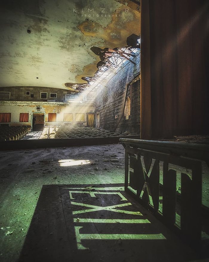 The Talent Of Photographing The Haunting Beauty Of Abandoned Places