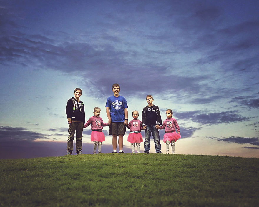 I Had A Singleton, Then Twins, Then Triplets And I Document The Life Of My Unique Family (30 Pics) I Had A Singleton, Then Twins, Then Triplets And I Document The Life Of My Unique Family (30 Pics)