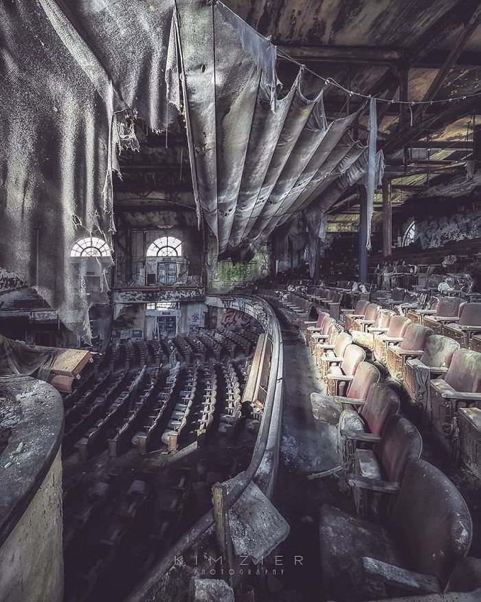 The Talent Of Photographing The Haunting Beauty Of Abandoned Places