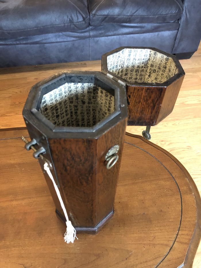 Bought This At A Estate Sale, The Owner Wasn’t There So I Couldn’t Ask Him What It Was But It Looked Really Cool. What Is This Thing?