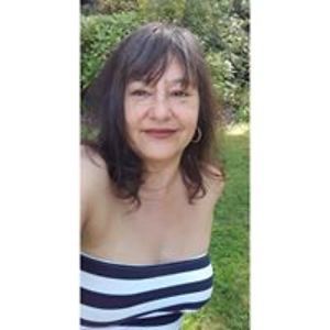 lesley_hughes avatar