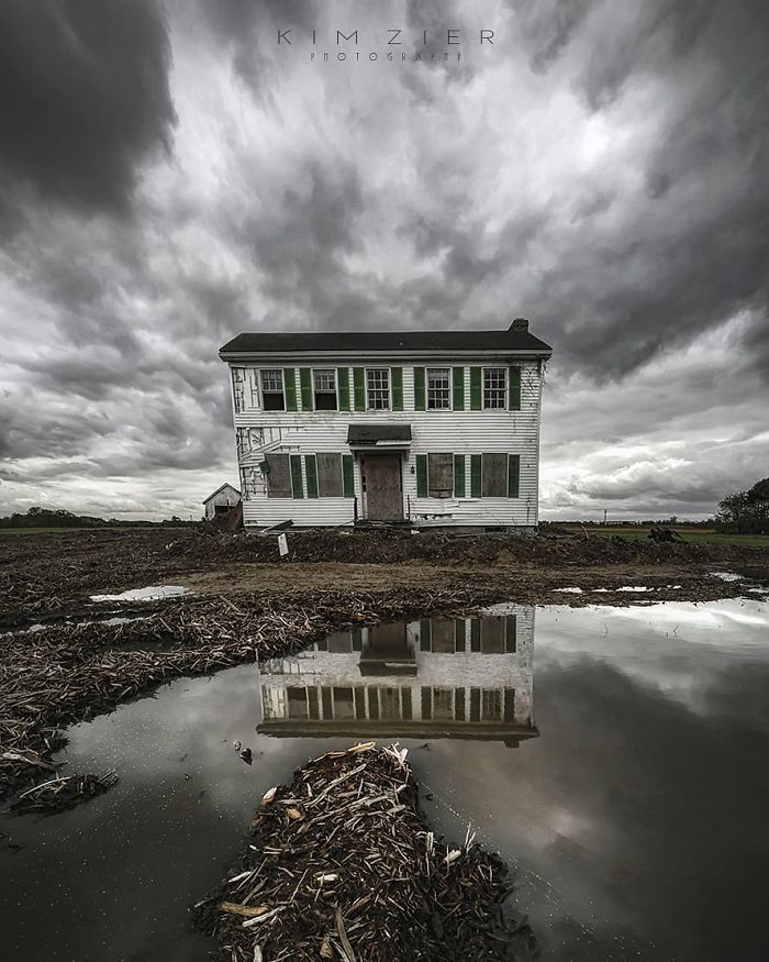 The Talent Of Photographing The Haunting Beauty Of Abandoned Places