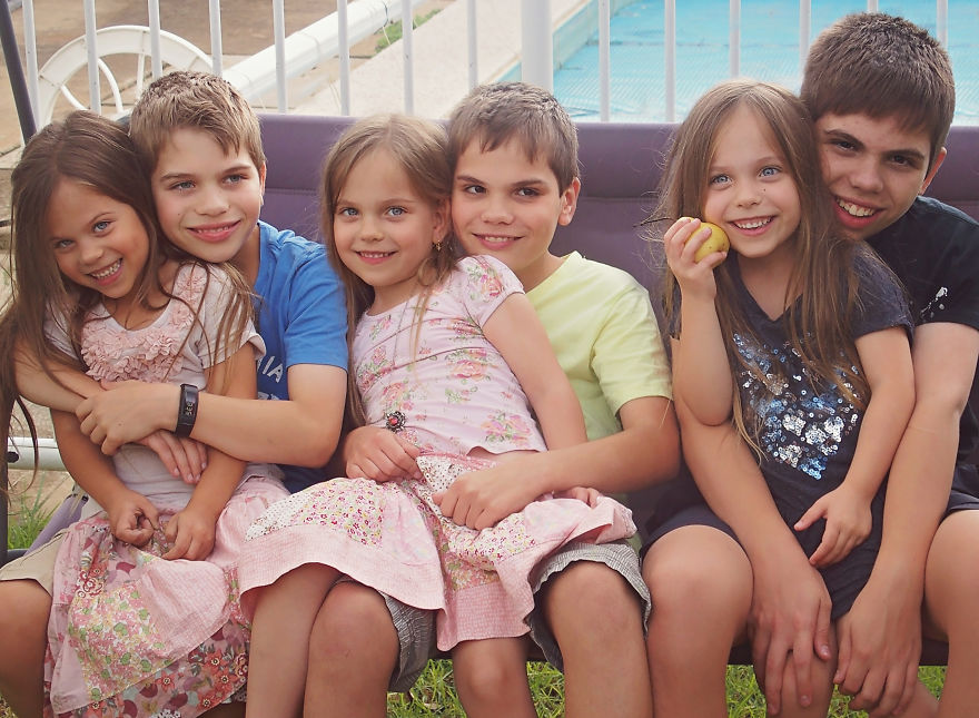 I Had A Singleton, Then Twins, Then Triplets And I Document The Life Of My Unique Family (30 Pics) I Had A Singleton, Then Twins, Then Triplets And I Document The Life Of My Unique Family (30 Pics)