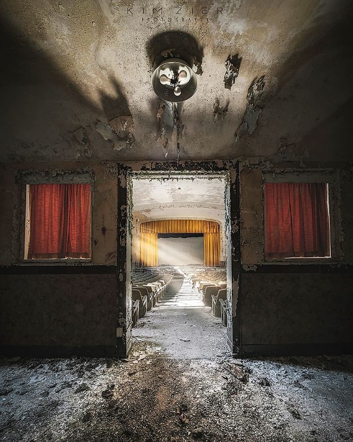 The Talent Of Photographing The Haunting Beauty Of Abandoned Places