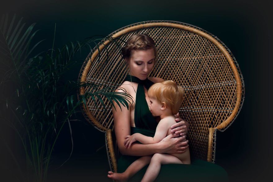 I Created A Breastfeeding Project To Show The Positives Of Breastfeeding. The Strength, Elegance And Unity Behind It.