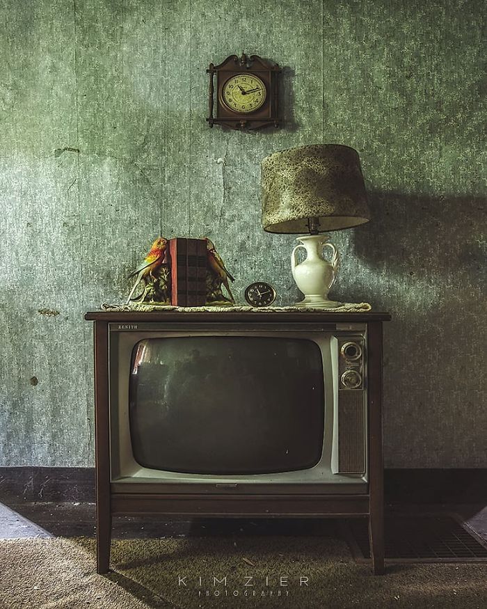 The Talent Of Photographing The Haunting Beauty Of Abandoned Places