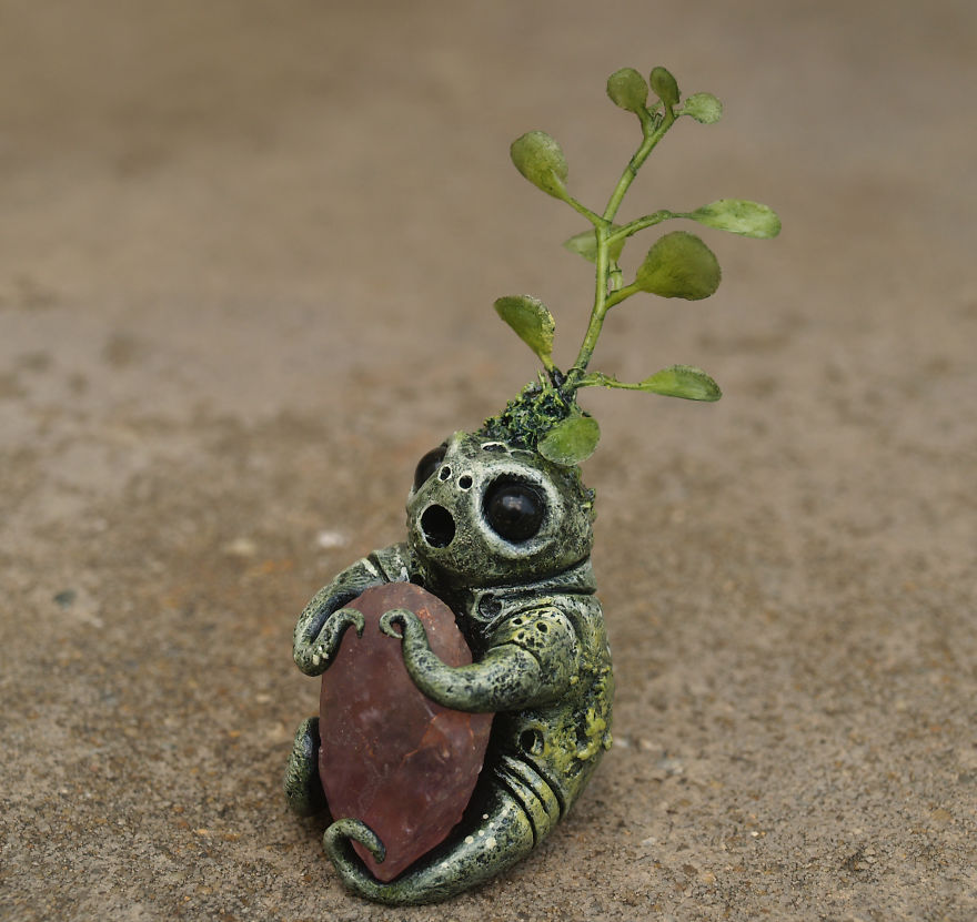 I Sculpt Fantasy Creatures With Polymer Clay