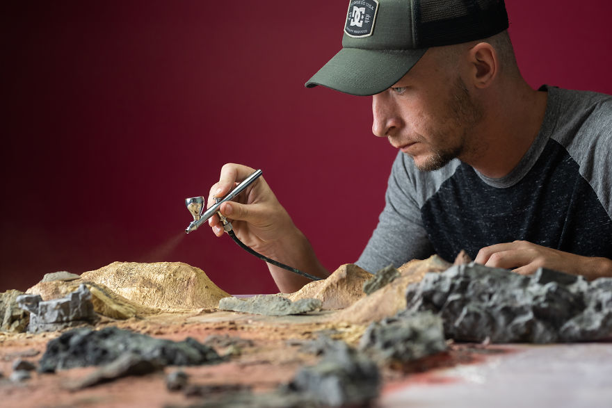 I Recreate The 'Lord Of The Rings' Scenes On A Tabletop (8 Pics) I Recreate The 'Lord Of The Rings' Scenes On A Tabletop (8 Pics)