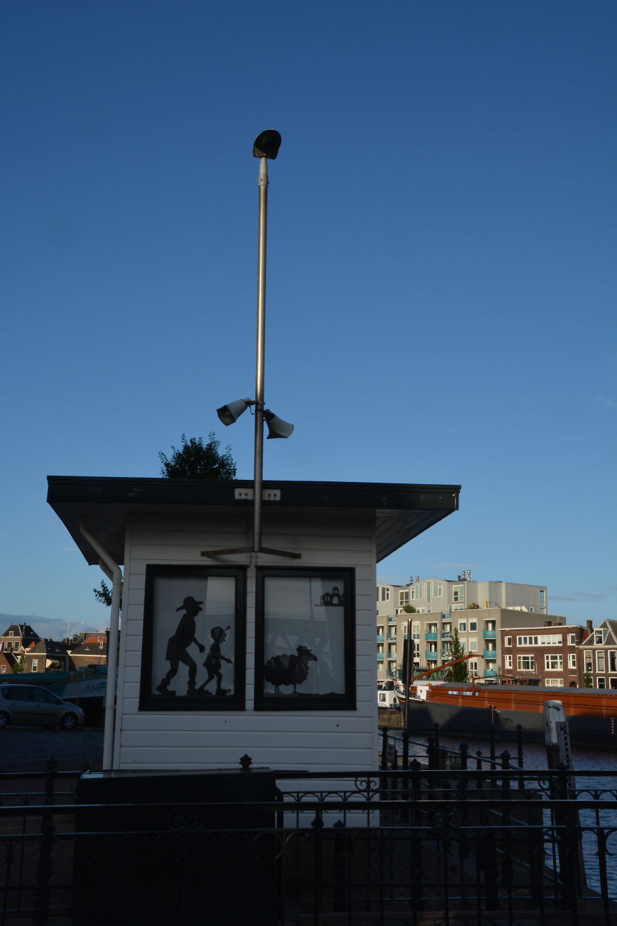 Bridge Keepers And Their Secret Life Between Dusk And Dawn