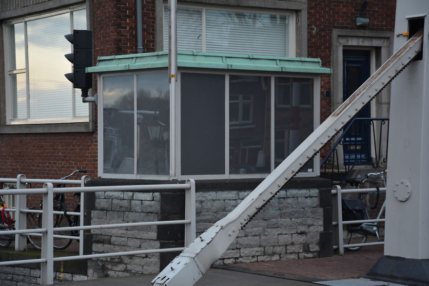 Bridge Keepers And Their Secret Life Between Dusk And Dawn