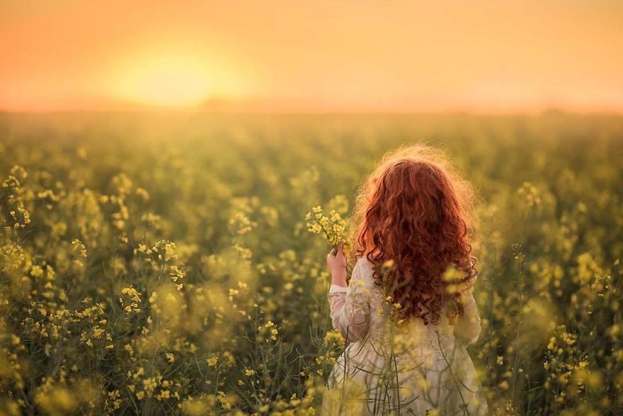 Scouting Of Magical Location For Children Photography