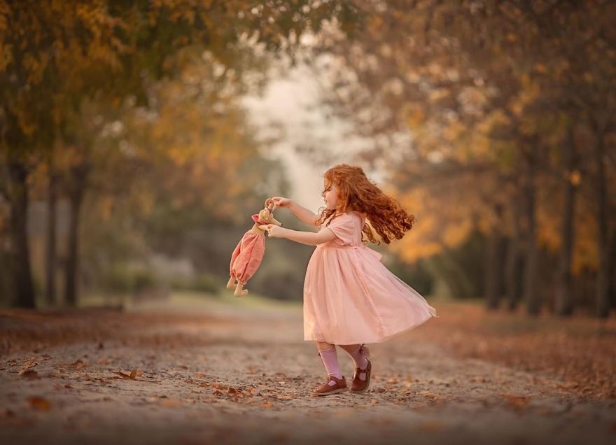 Scouting Of Magical Location For Children Photography