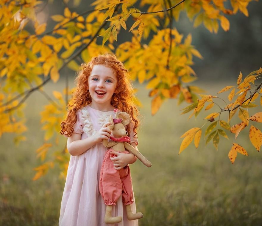 Scouting Of Magical Location For Children Photography