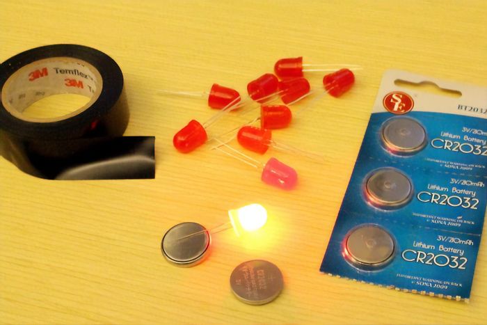 Someone Vandalized Gandhi's Statue In San Francisco And It Now Has Beaming Red Eyes