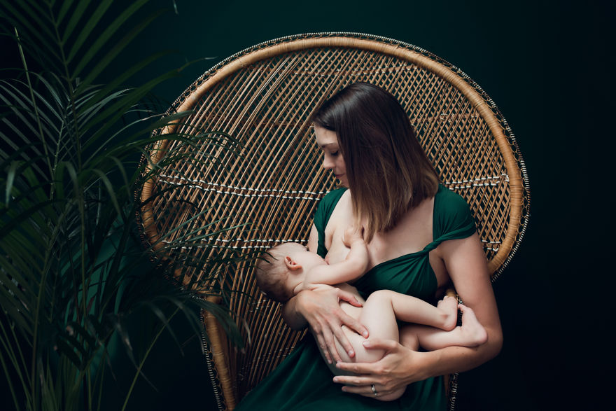 I Created A Breastfeeding Project To Show The Positives Of Breastfeeding. The Strength, Elegance And Unity Behind It.