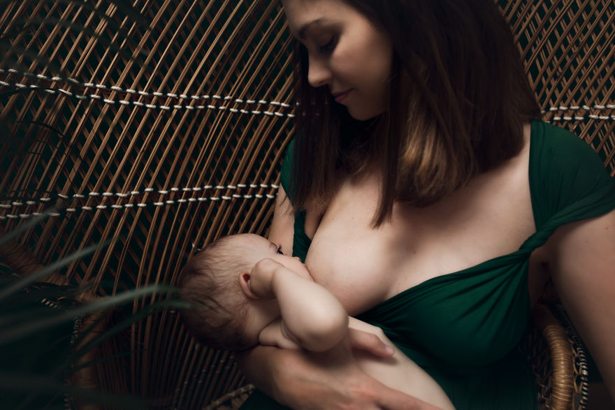 I Created A Breastfeeding Project To Show The Positives Of Breastfeeding. The Strength, Elegance And Unity Behind It.